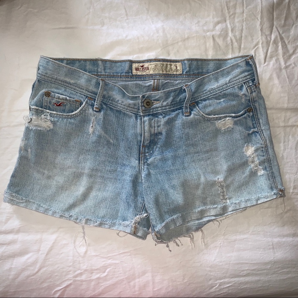 Hollister Low-Rise Light Wash Denim Shorts